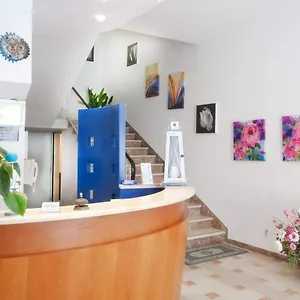2* Отель Arix